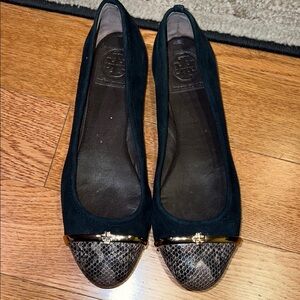 Tory Burch Black Flats with Gold and Snakeskin Cap Toe